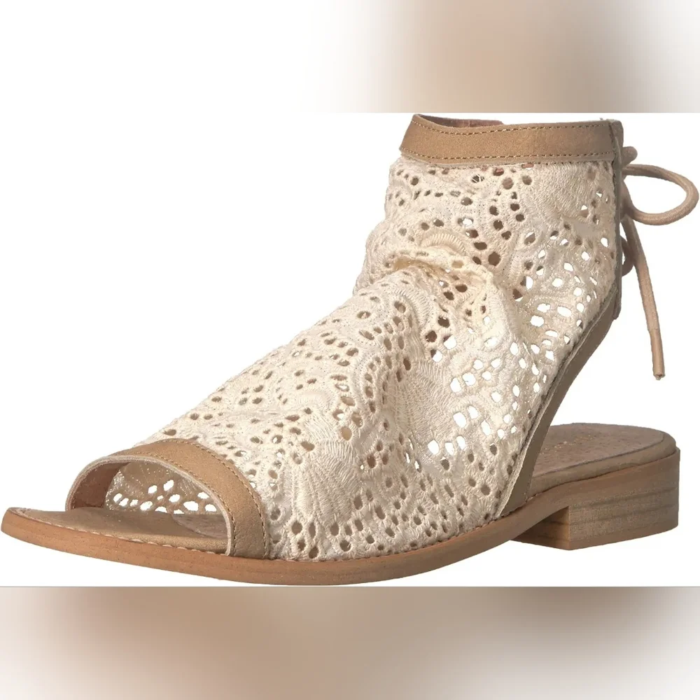 Musse & Cloud Ainee Eyelet/leather Lace-Up Back Sandals Size 8 LNIB